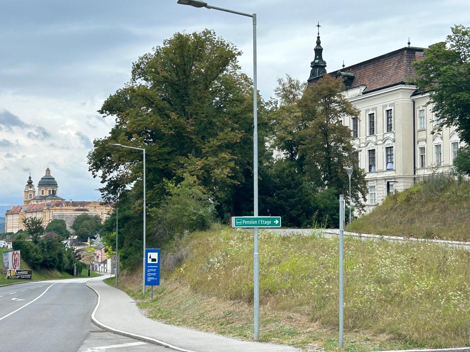 Pension L'Etage Melk Esterno foto